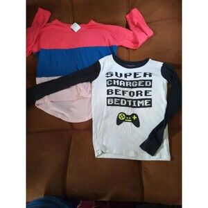 Boys Carters and Old Navy T-Shirts 2 Pieces sizes 9/10..size 8 & 10...(B1)